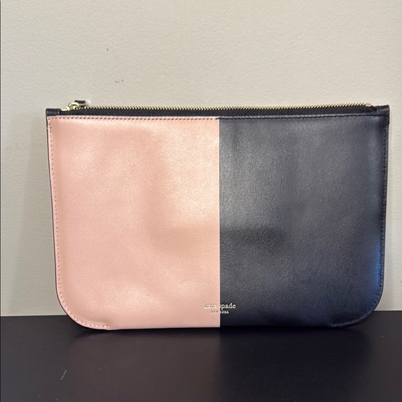 Kate Spade Black and Pink Color Block Wristlet - Picture 2 of 4